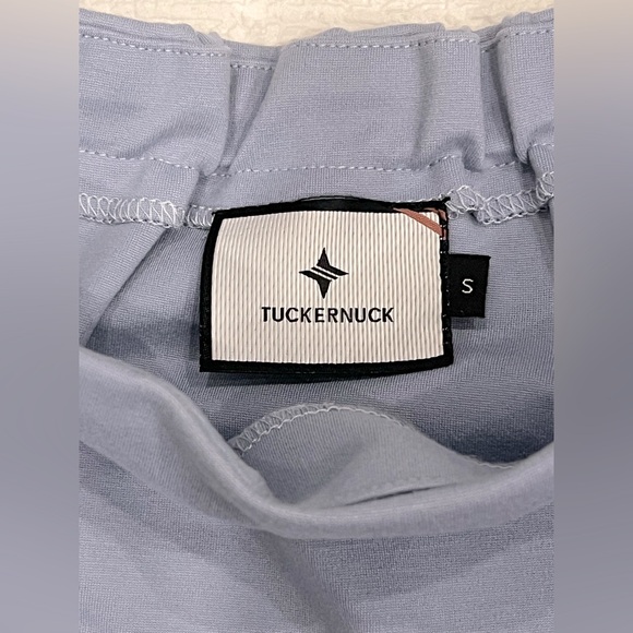 TUCKERNUCK Miranda Off-Shoulder Light Blue Blouse
Size Small - Picture 6 of 7